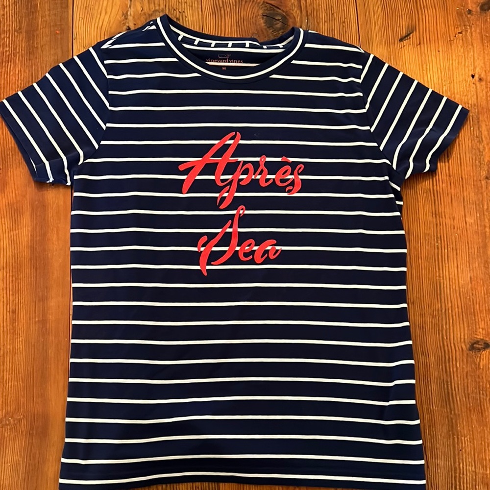 Women’s T shirt